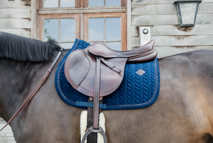 Mandil Saddle Pad Velvet Pearls