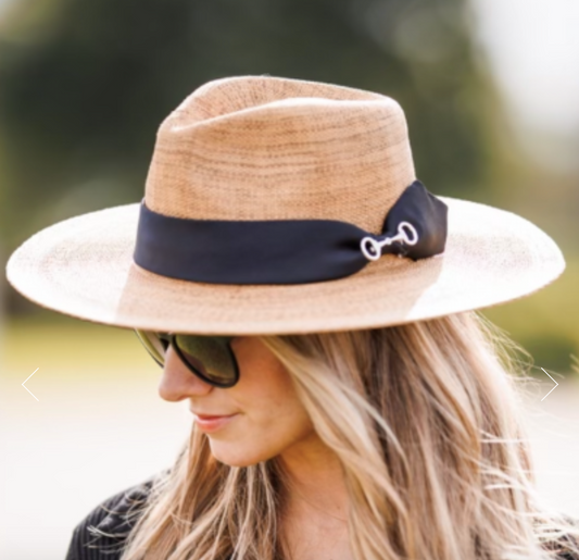 Sombrero Snaffle Bit Hunter Derby